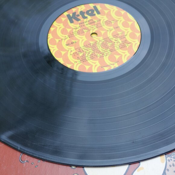 Vintage 1978 K-Tel NC 492 Nutty Numbers As Advertised on Television Vinyl Record - Picture 9 of 15